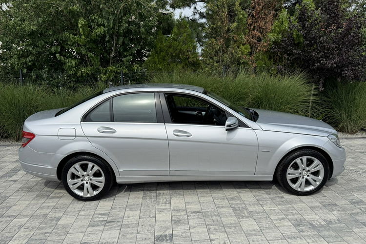 Mercedes C 180 Bardzo zadbana zdjęcie 21