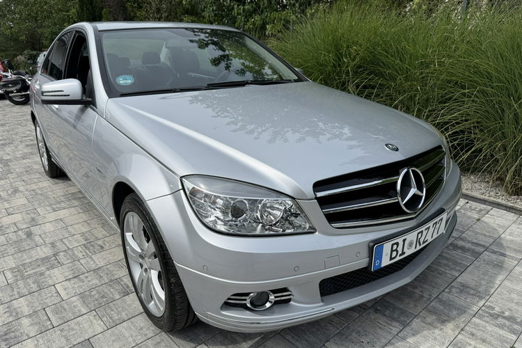 Mercedes C 180 Bardzo zadbana zdjęcie 24