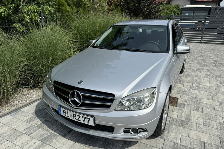 Mercedes C 180 Bardzo zadbana zdjęcie 34