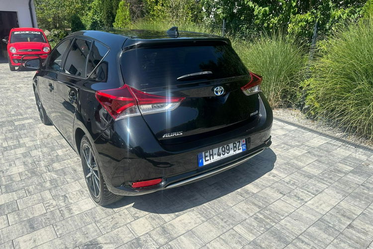 Toyota Auris Hybryda niski przebieg oryginalny lakier zdjęcie 2