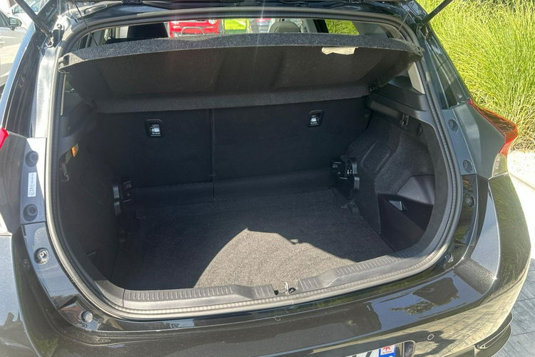 Toyota Auris Hybryda niski przebieg oryginalny lakier zdjęcie 7