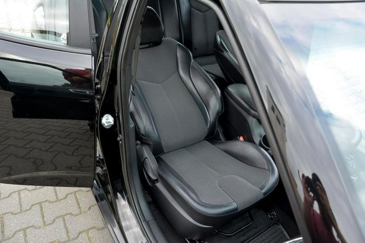 Veloster Duża Navi Kamera Ledy pół-Skóry Klimatronic ASO HYUNDAI zdjęcie 20