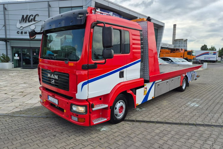 TGL 12.240 MAN TGL 12.240 Ruchoma podłoga + wózek, Sypialka, Bardzo zadbany zdjęcie 1