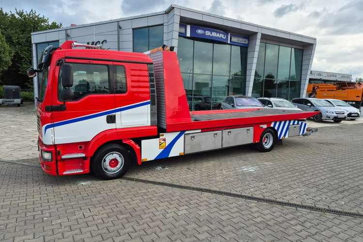 TGL 12.240 MAN TGL 12.240 Ruchoma podłoga + wózek, Sypialka, Bardzo zadbany zdjęcie 14