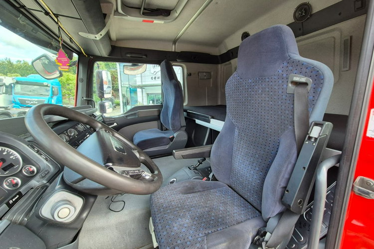 TGL 12.240 MAN TGL 12.240 Ruchoma podłoga + wózek, Sypialka, Bardzo zadbany zdjęcie 28