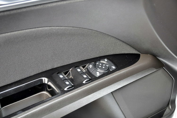 Ford Mondeo 2.0TDCI(180KM) Full Led Navi Kamera Asys.Pasa 2xPDC Keyless Go Alu19" zdjęcie 37