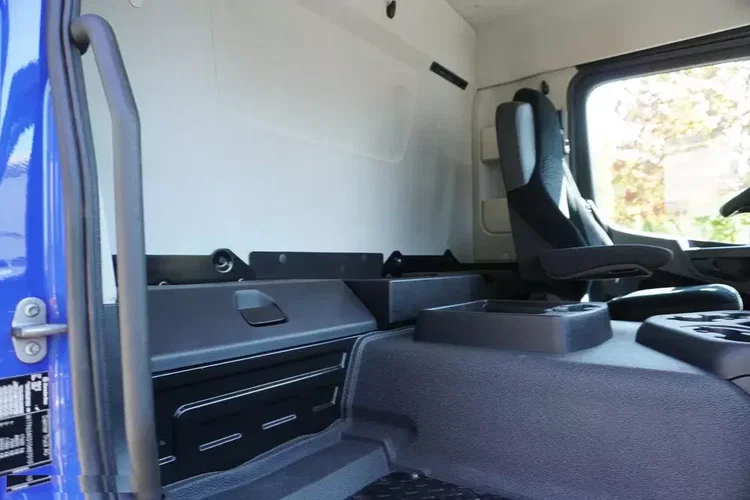 Mercedes Actros 18.35 LS / Zabudowa NOWA beczka asenizacyjna (08/2025) 11000 l / 280 tys. km zdjęcie 18