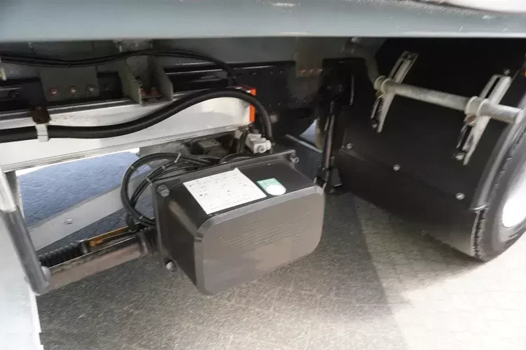 TGM 15.290 Firanka / Glob / Manual / 2 łóżka / 17 Epal zdjęcie 10