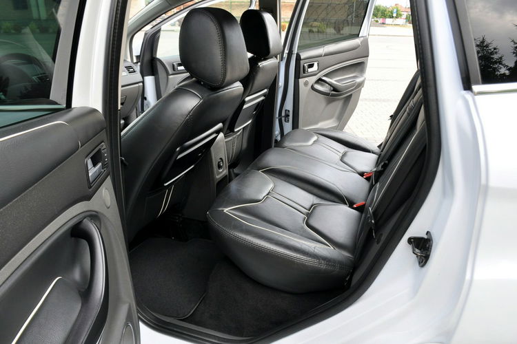 Ford Kuga 2.0TDCI(163KM) Individual 4x4 Xenon Navi Kamera Skóry I Wł Alu19"ASO zdjęcie 21