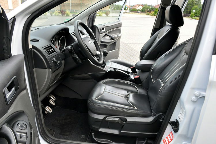 Ford Kuga 2.0TDCI(163KM) Individual 4x4 Xenon Navi Kamera Skóry I Wł Alu19"ASO zdjęcie 22