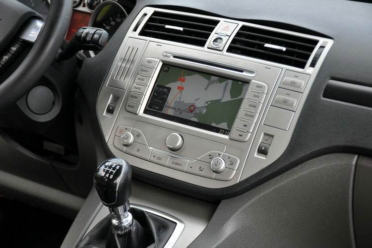 Ford Kuga 2.0TDCI(163KM) Individual 4x4 Xenon Navi Kamera Skóry I Wł Alu19"ASO zdjęcie 28