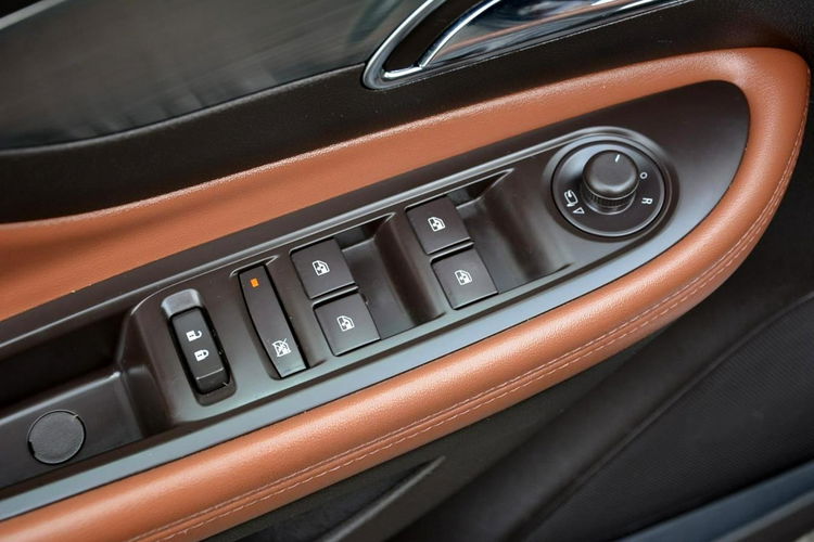 Mokka Innovation bi-Xenon Ledy Skóry Grzana Kier 2xPar Aso Opel zdjęcie 33