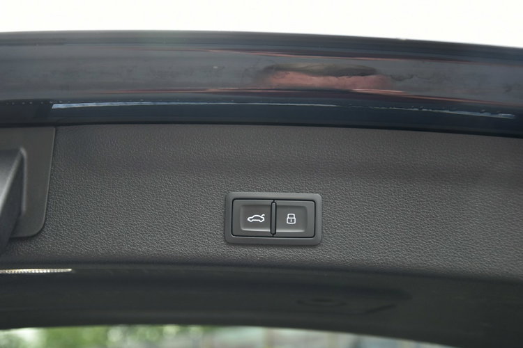 Audi A6 55TFSI quattro 340KM 2019r. S-line Matrix B&O Virtual HeadUp 20" Fv23 zdjęcie 38