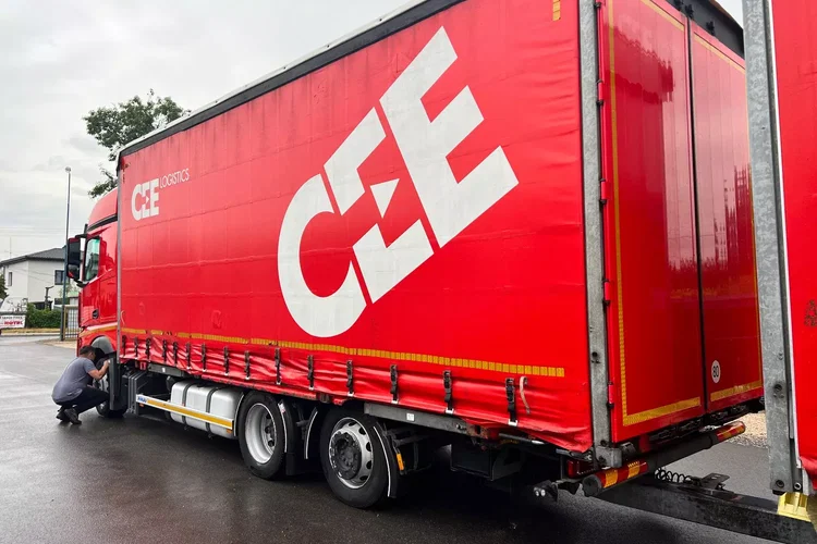 Mercedes ACTROS MP5 euro6 6x2 jumbo zestaw 120m 38palet zdjęcie 4