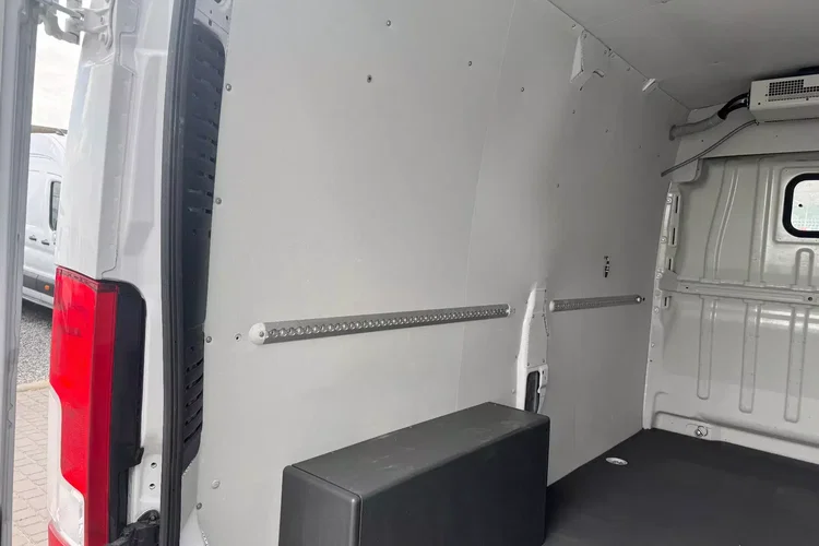 Fiat Ducato 2.3 L2H2 ŚREDNI Professional zdjęcie 8