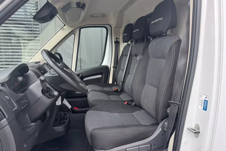 Fiat Ducato 2.3 L2H2 ŚREDNI Professional zdjęcie 13