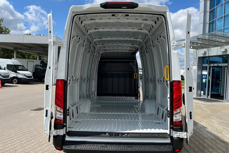 IVECO Daily 35S18H V zdjęcie 10