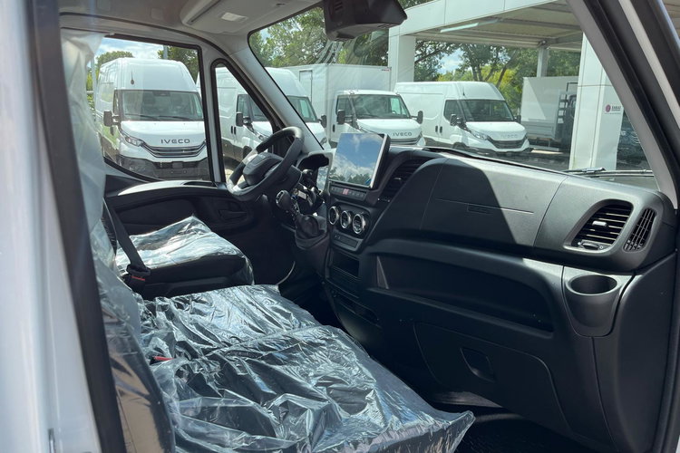 IVECO Daily 35S18H V zdjęcie 13