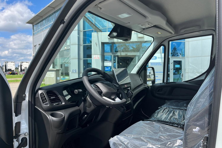 IVECO Daily 35S18H V zdjęcie 4