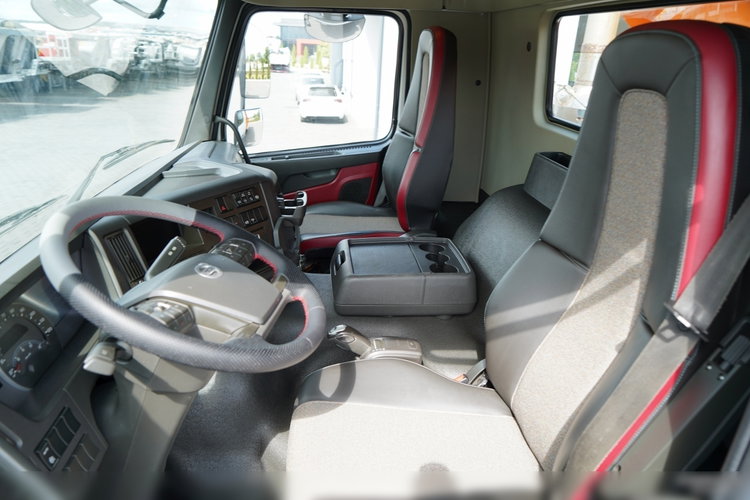 Volvo FMX 460 / 8x4 / WYWROTKA DWUSTRONNA / HYDROBURTA / HYDROKLAPA / SPROWADZONA zdjęcie 34