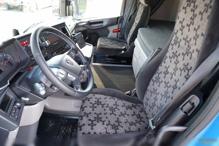 Scania R 450 / HYDRAULIKA / PEŁNY ADR / RETARDER / KLIMATYZACJA POSTOJOWA / ALUFELGI / 2022 ROK / PO KONTRAKCIE SERWISOWYM zdjęcie 24