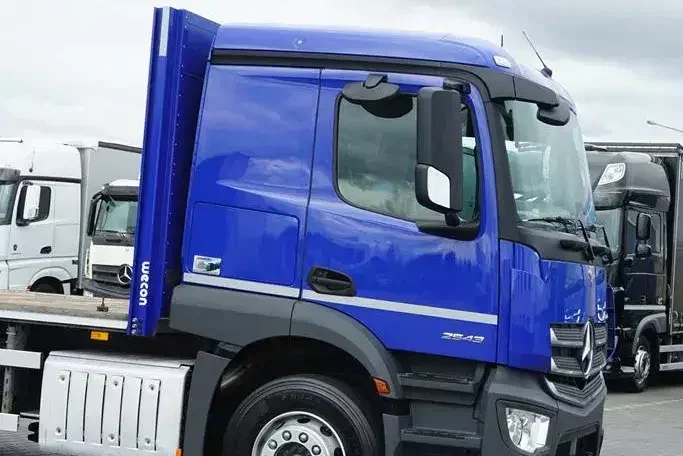 Mercedes ACTROS / 2543 / ACC / E 6 / PEŁNY ADR / PLATFORMA / ZAWIESIE POD WÓZEK zdjęcie 32