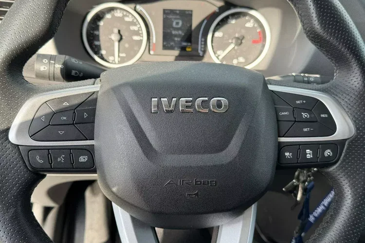 Iveco Daily 35S18 H zdjęcie 10