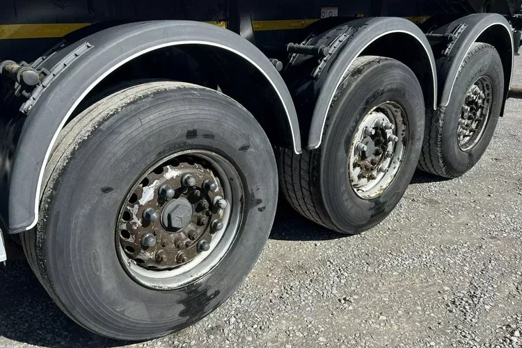 Feber-InterCars INTERCARS 49m3 Waga 6250 zdjęcie 9