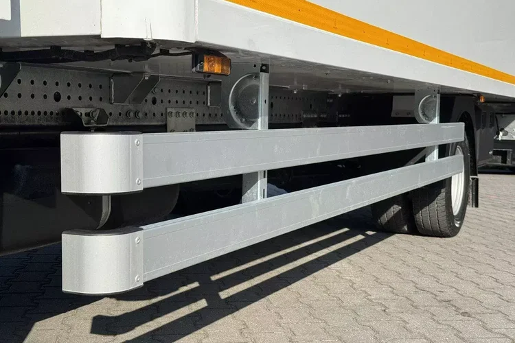 Iveco Daily 72C18 Mroźnia HI-MATIC 14 Euro Palet zdjęcie 6