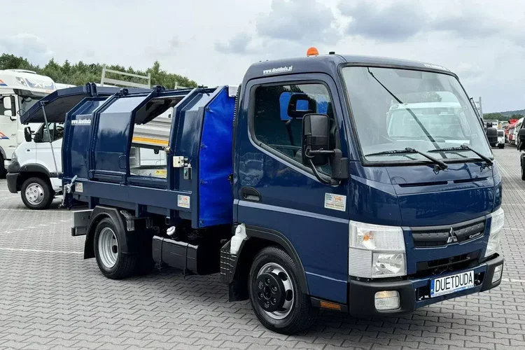 Mitsubishi Canter zdjęcie 19