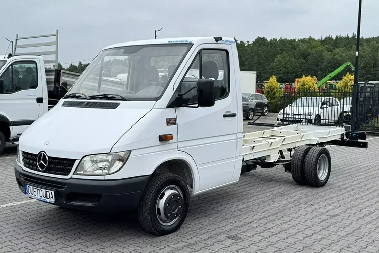 Mercedes Sprinter zdjęcie 2