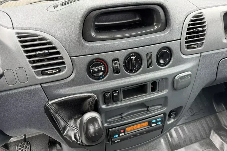 Mercedes Sprinter zdjęcie 27