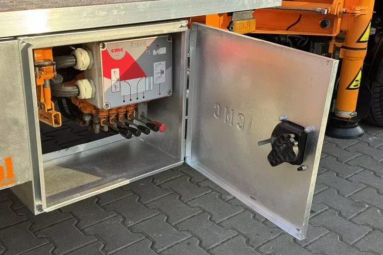 Nissan Cabstar zdjęcie 10