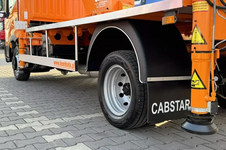Nissan Cabstar zdjęcie 20