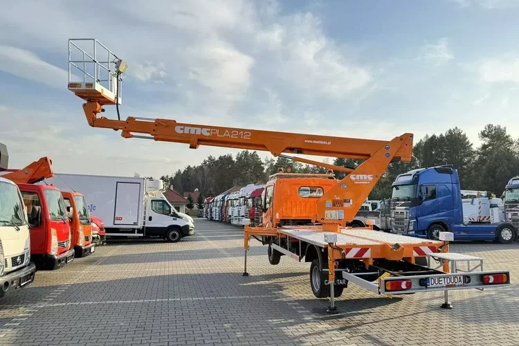 Nissan Cabstar zdjęcie 23