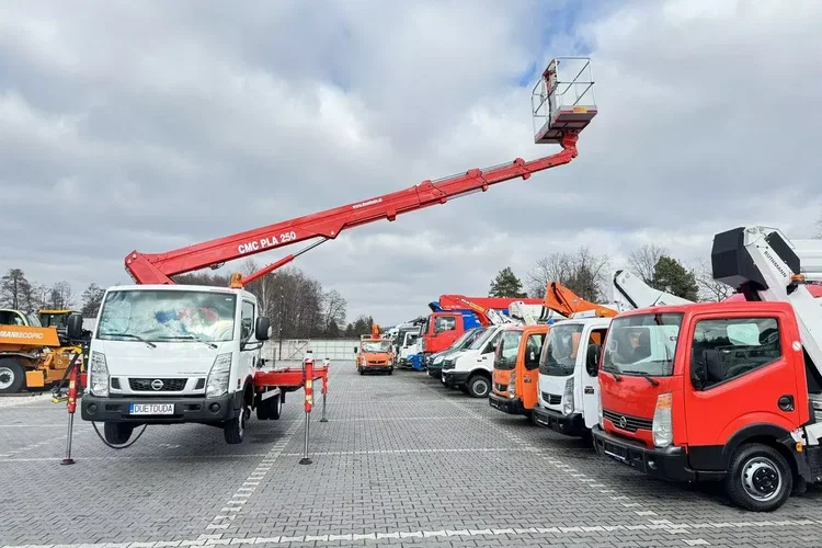 Nissan Cabstar zdjęcie 3