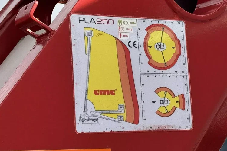 Nissan Cabstar zdjęcie 8