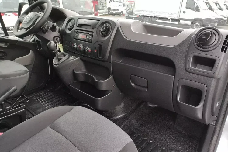 Renault Master zdjęcie 37