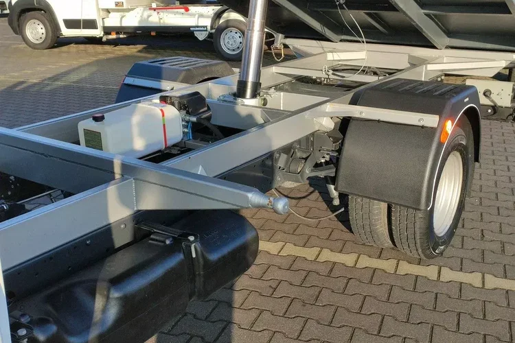 Iveco Daily 35C16 V zdjęcie 23