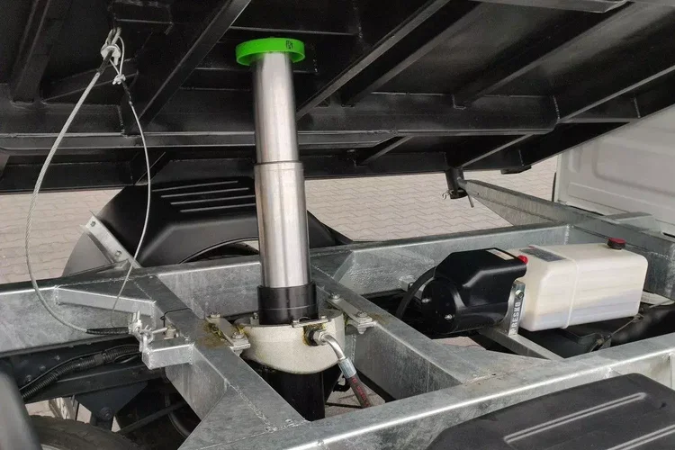 Iveco Daily 35C14 zdjęcie 19