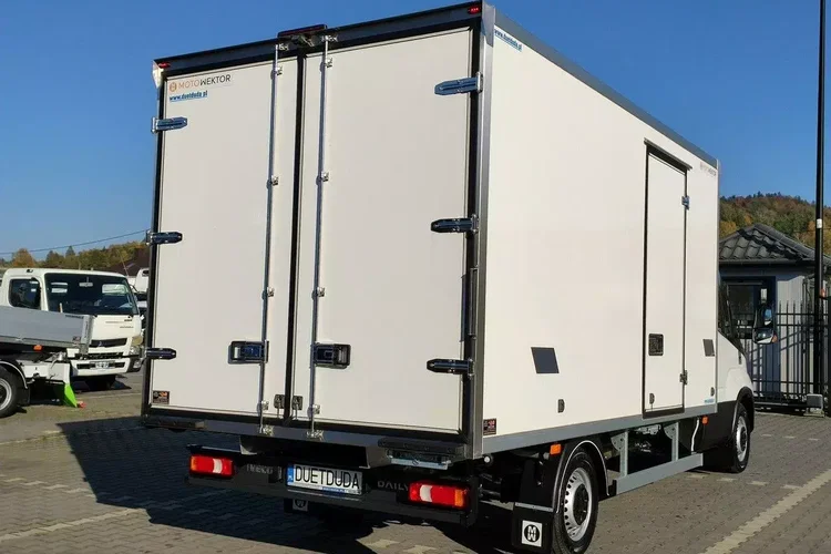 Iveco Daily 35S16 V zdjęcie 25