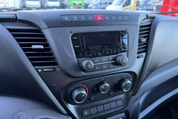 Iveco Daily 35S16 V zdjęcie 31