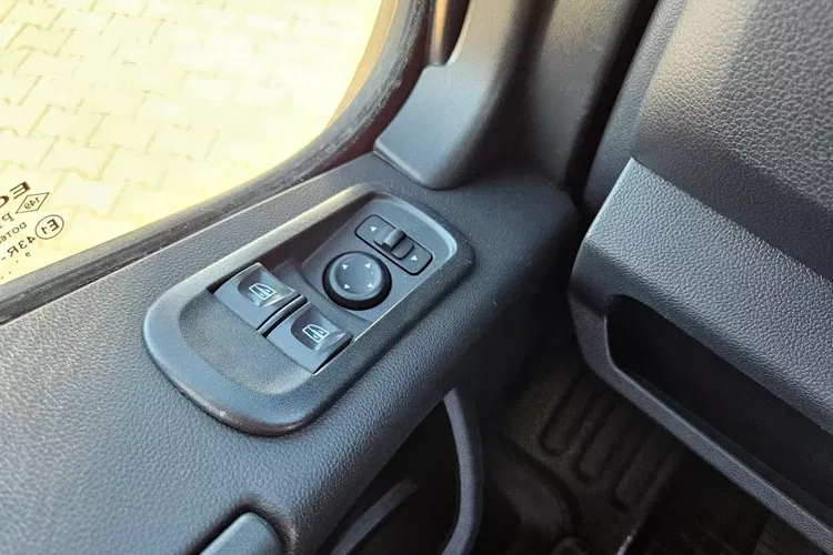 Opel movano L3H2 89999zł Netto Brygadówka 6 osób 2.3 CDTi/150KM zdjęcie 20