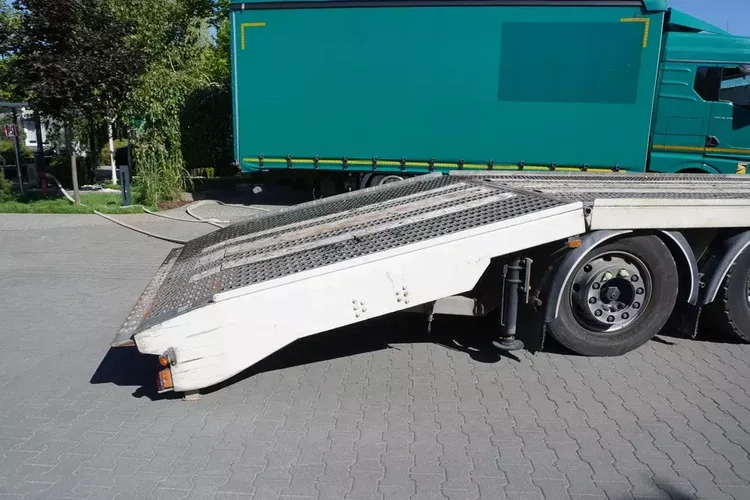Iveco Stralis 360 EEV Laweta 6x2 zdjęcie 9
