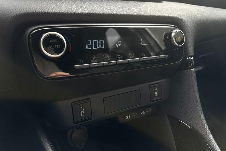 Toyota Yaris 1.5 Hybrid 116KM STYLE, salon Polska, gwarancja, FV23% zdjęcie 22