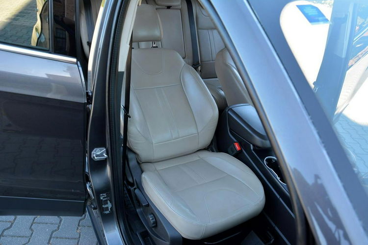 Ford Kuga 2.0TDCi(150KM)Navi Tablet Kamera Skóry ParkAssist Bi-xenon Ledy ASO zdjęcie 18