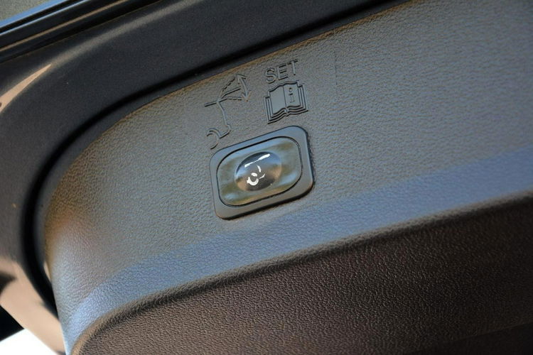 Ford Kuga 2.0TDCi(150KM)Navi Tablet Kamera Skóry ParkAssist Bi-xenon Ledy ASO zdjęcie 35