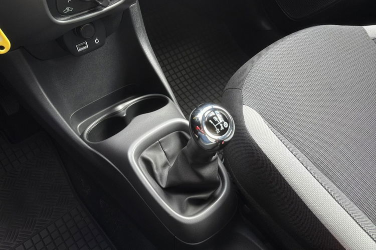 Toyota Aygo 1.0 72KM X-PLAY, salon Polska, gwarancja zdjęcie 22