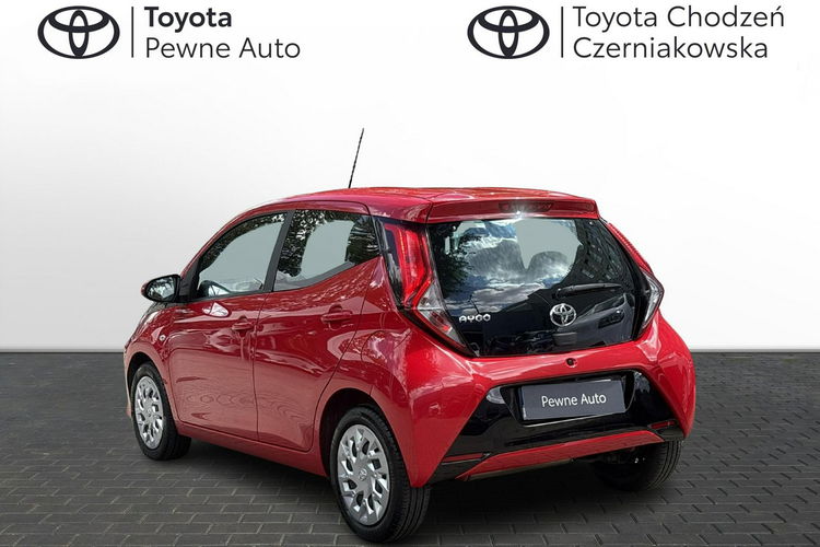 Toyota Aygo 1.0 72KM X-PLAY, salon Polska, gwarancja zdjęcie 3