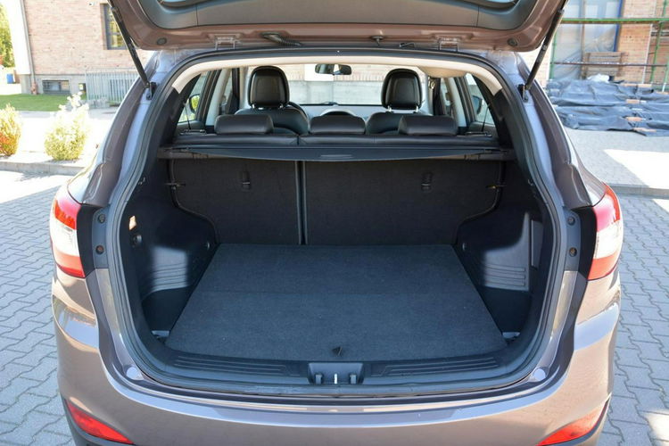 Hyundai ix35 1.7CRDI(116KM) Lift Premium Navi Kamera Skóry Parktronic Alu17" ASO zdjęcie 35